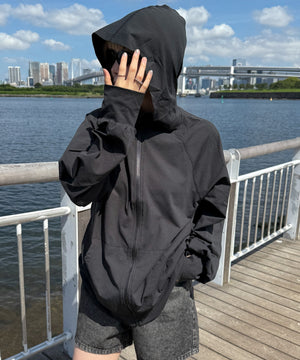 ブラック　モデル：155cm L着用