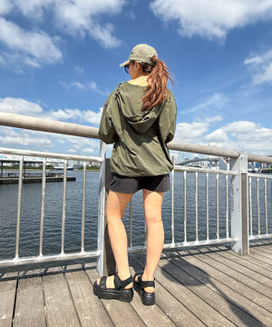 カーキ　モデル：155cm　F着用 