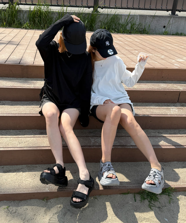 リブドロストデザイントップス