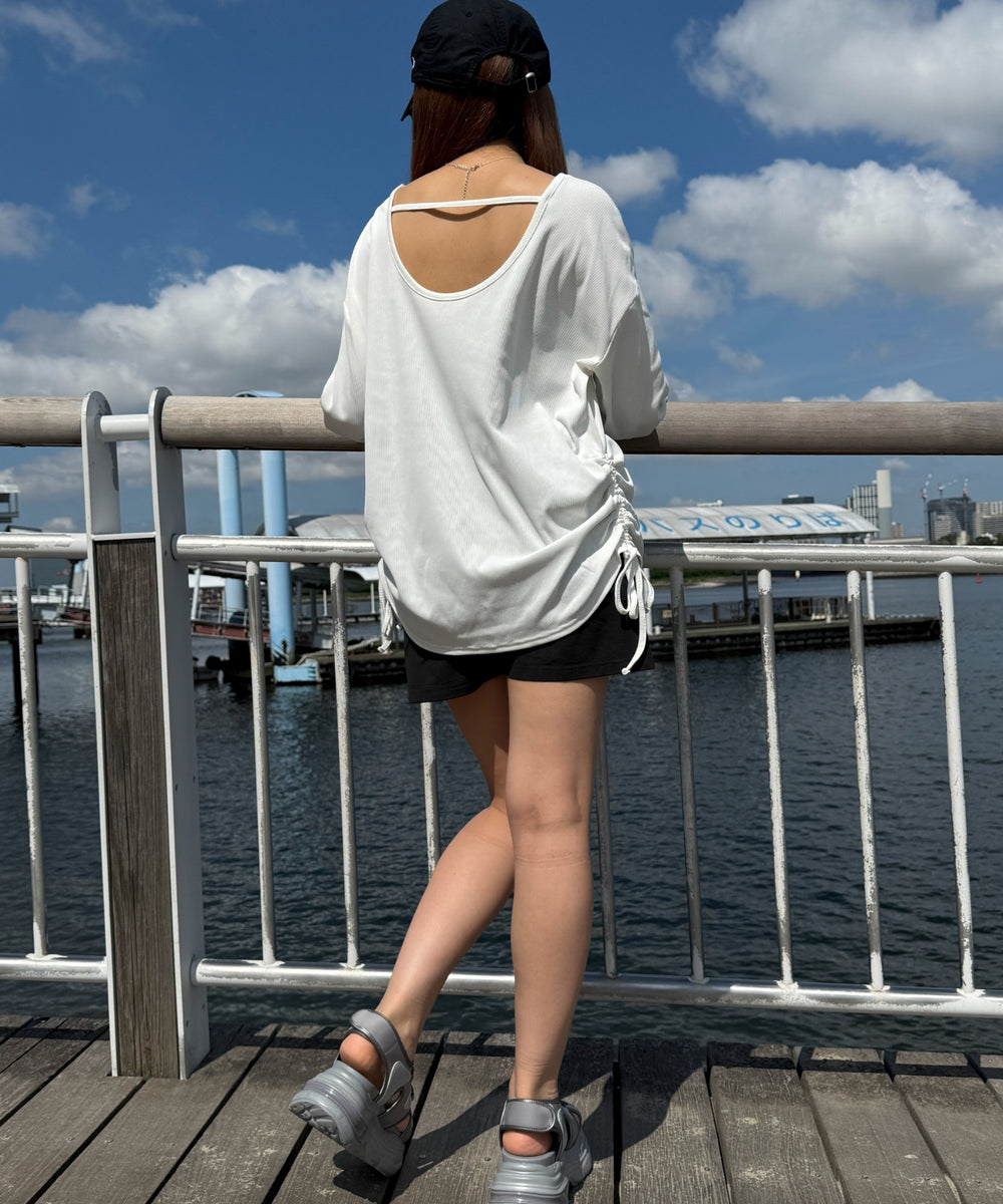 ブラック　モデル：155ｃｍ　Fサイズ着用