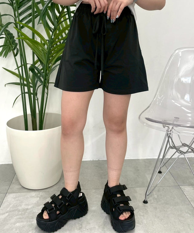 ブラック　モデル：152ｃｍ　Fサイズ着用