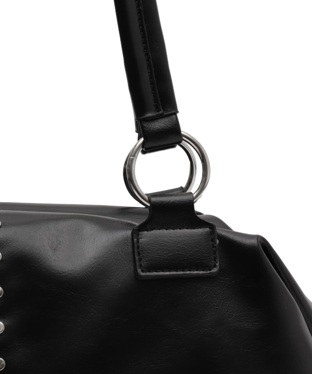 スタッズBIGボストン