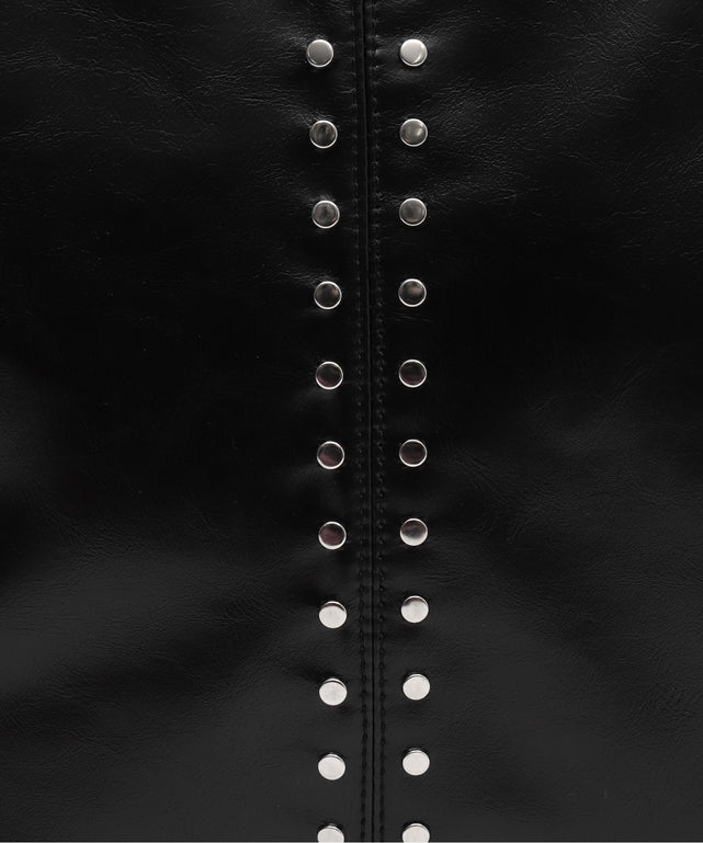 スタッズBIGボストン