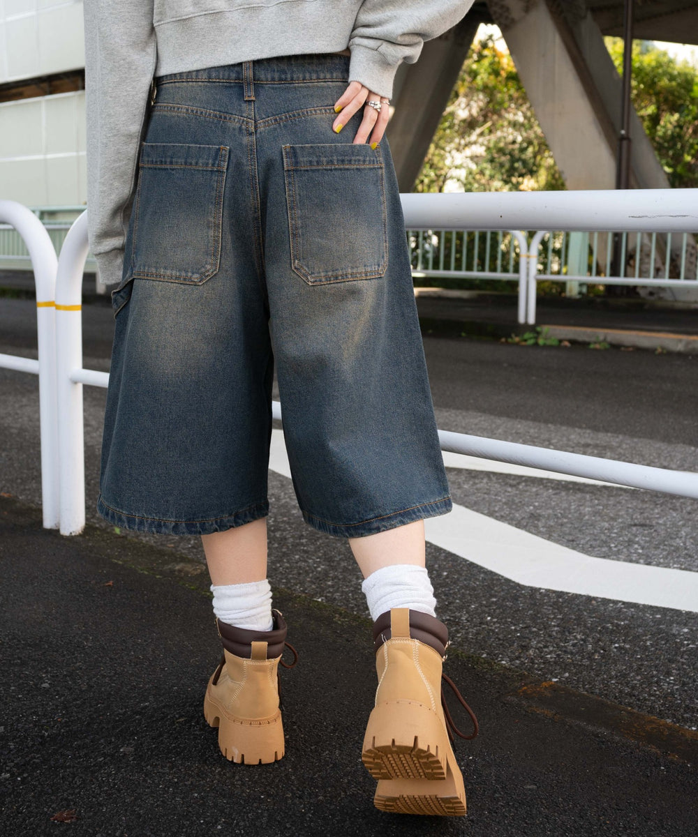 インディゴ中濃オーバーダイ モデル：155cm M着用