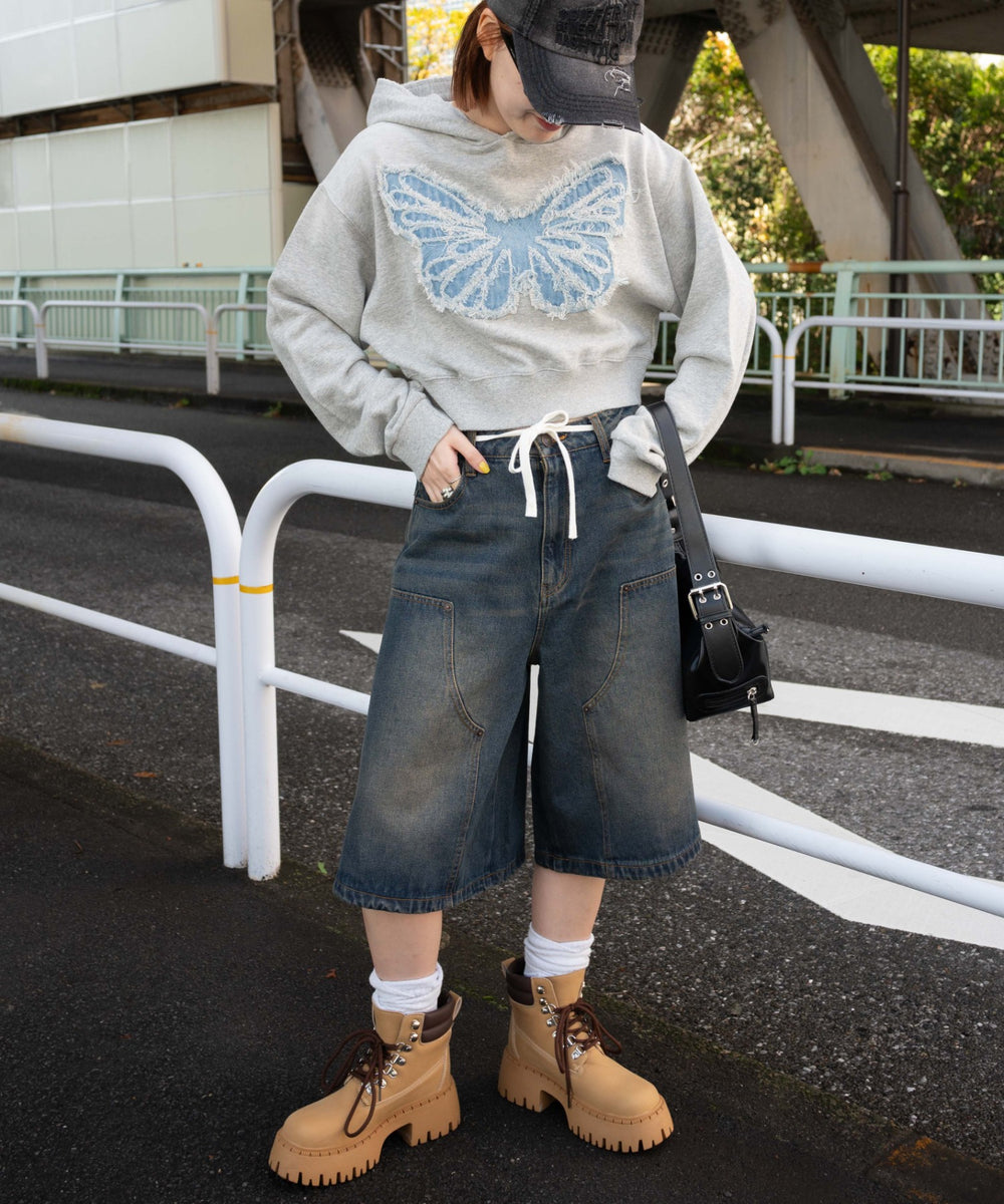 インディゴ中濃オーバーダイ モデル：155cm M着用