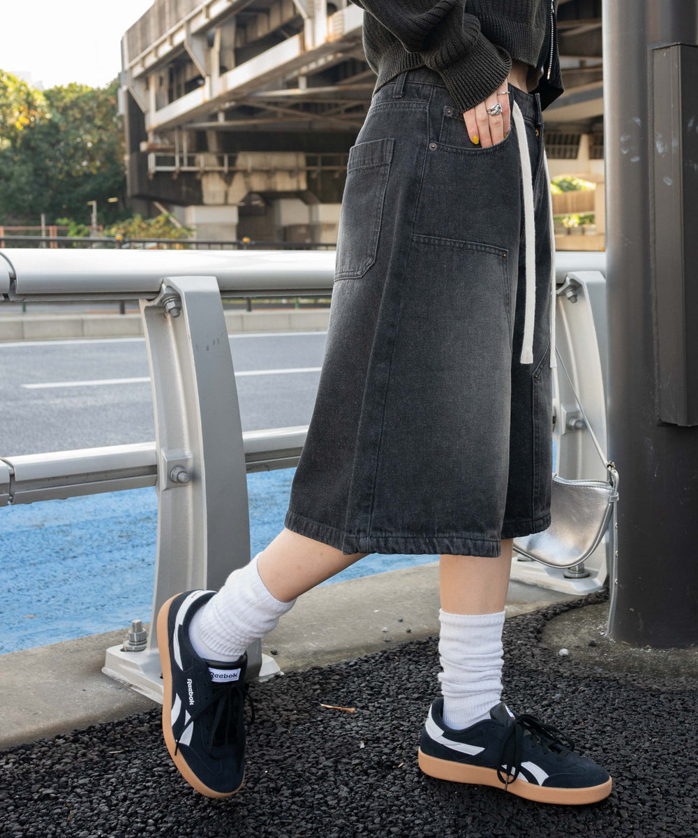 ブラックオーバーダイ モデル：155cm M着用