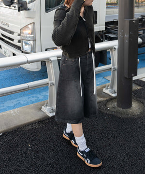 ブラックオーバーダイ モデル：155cm M着用