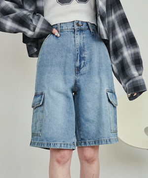 デニム淡　モデル:155cm M着用