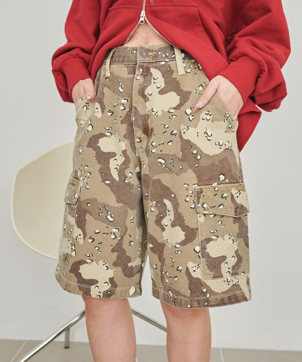 柄2　モデル:155cm M着用