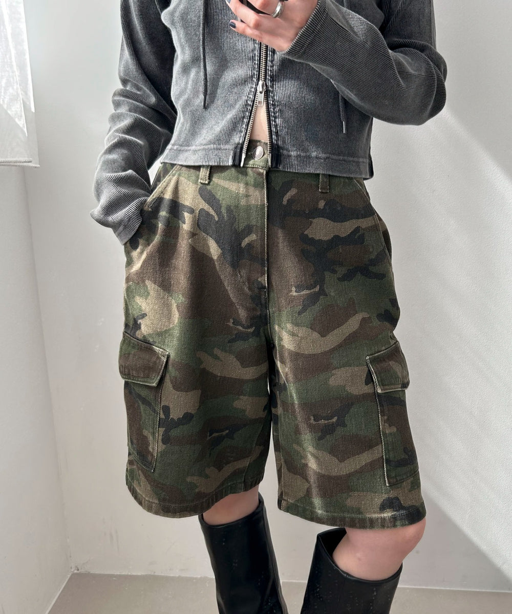 柄1　モデル:155cm M着用