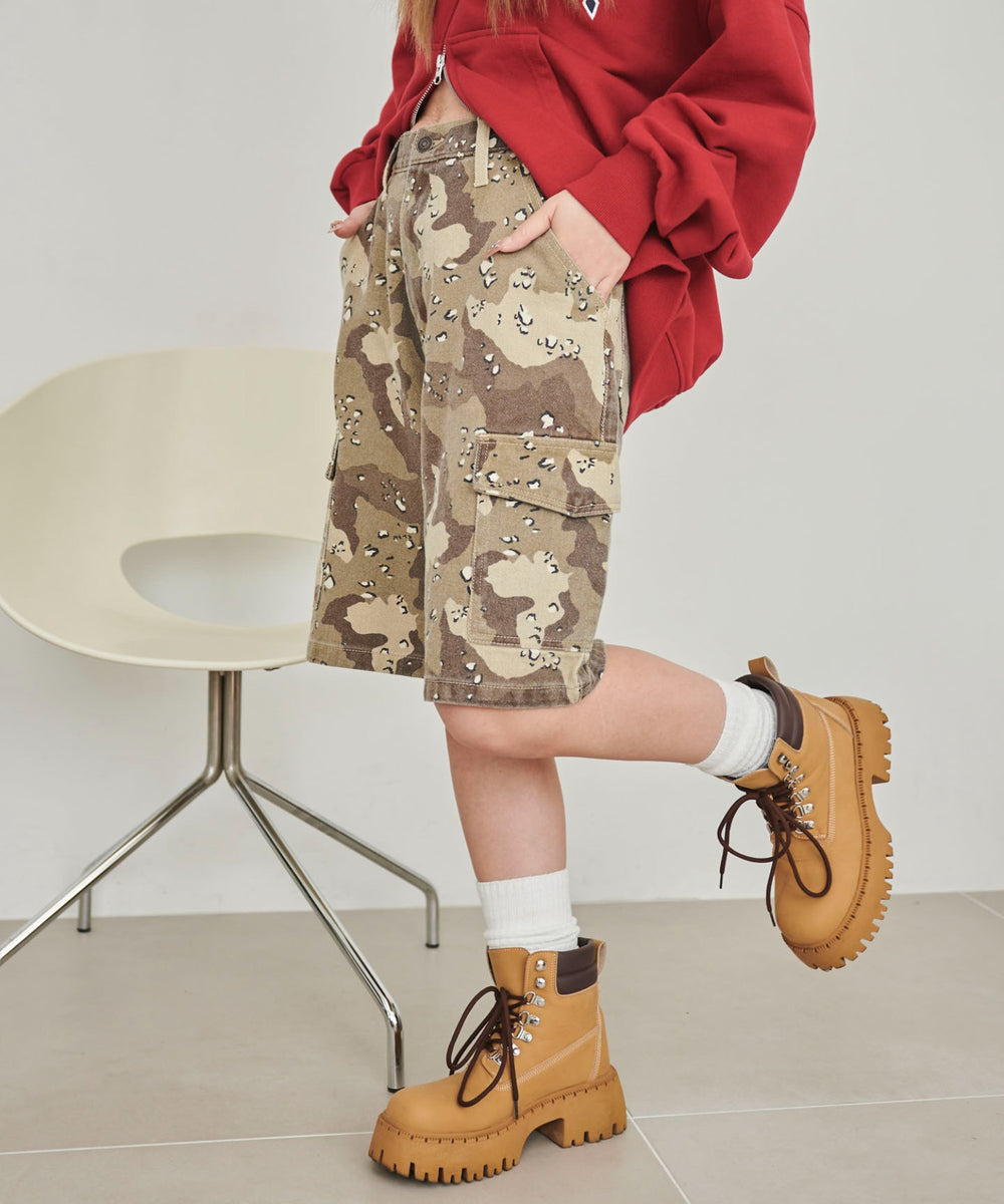 柄2　モデル:155cm M着用