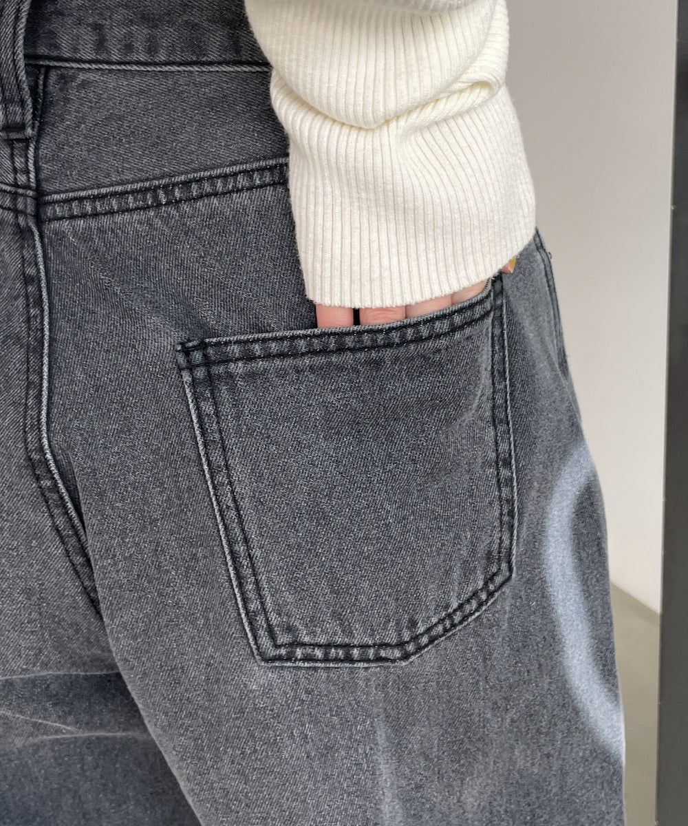 スプレーペイントストレートデニムパンツ