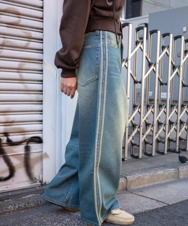 デニム中濃加工　モデル:155cm M着用