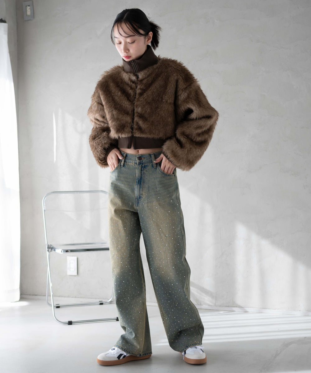 デニム淡加工 モデル：161cm M着用