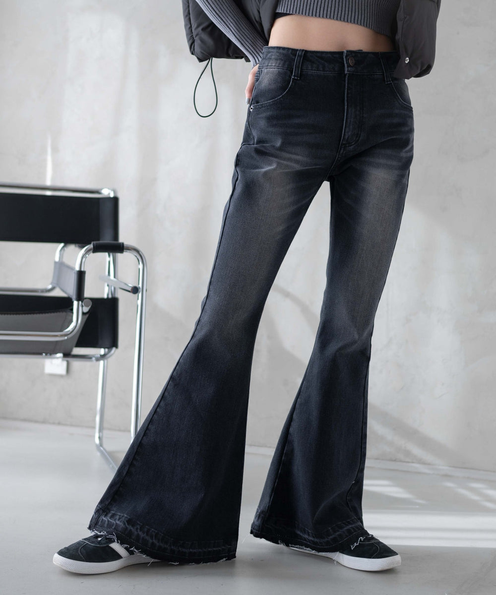 ブラック モデル：161cm M着用