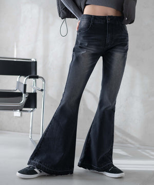 ブラック モデル：161cm M着用