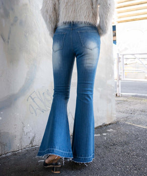 デニム中濃　モデル:155cm M着用