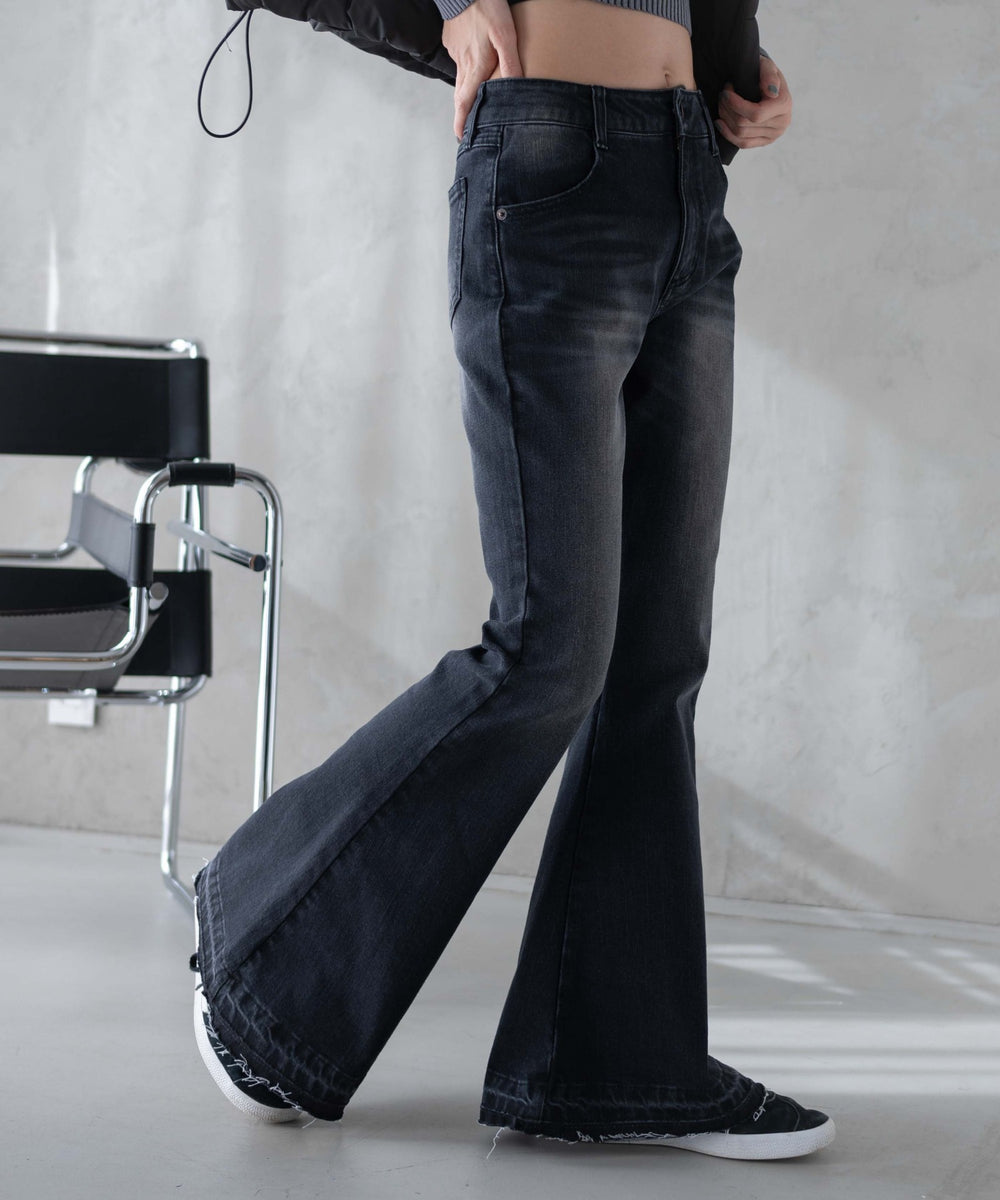 ブラック モデル：161cm M着用