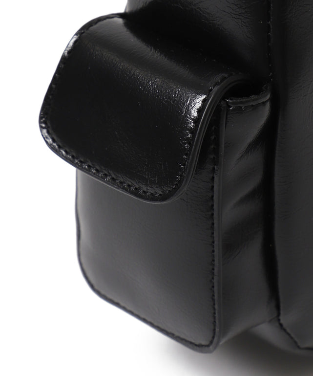 プレートデザインハトメバッグ