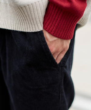 コーデュロイイージーストレートパンツ