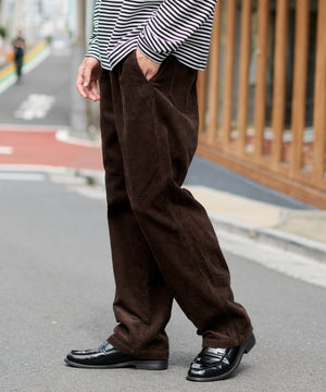 Dブラウン モデル：180cm L着用