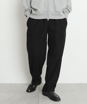 ブラック モデル：175cm L着用