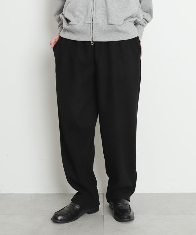 ブラック モデル：175cm L着用