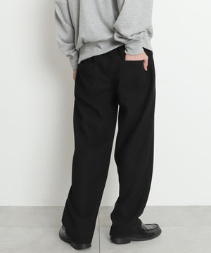 ブラック モデル：175cm L着用