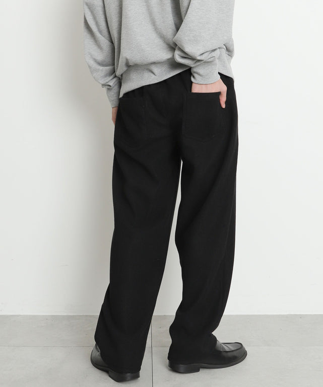 ブラック モデル：175cm L着用