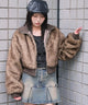 フェイクファーショートブルゾン/ブラウンソノタ モデル：159cm F着用