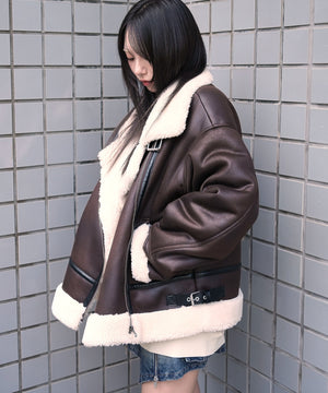 ブラウン　モデル：159cm F着用