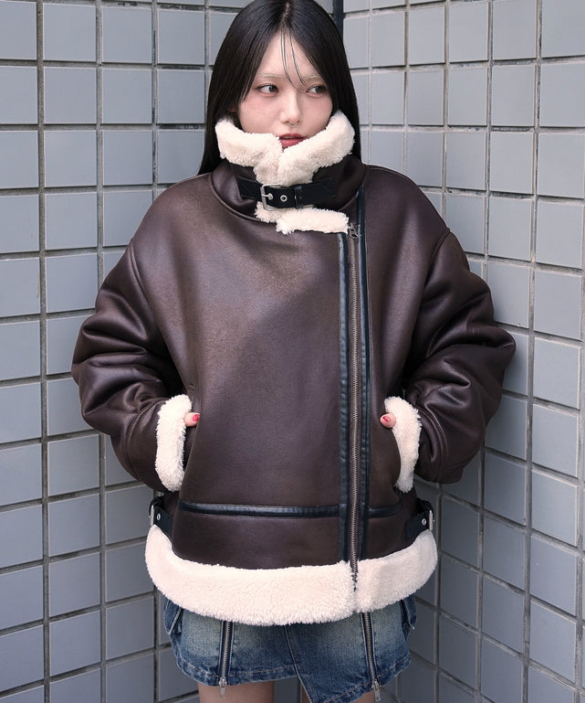 ブラウン　モデル：159cm F着用