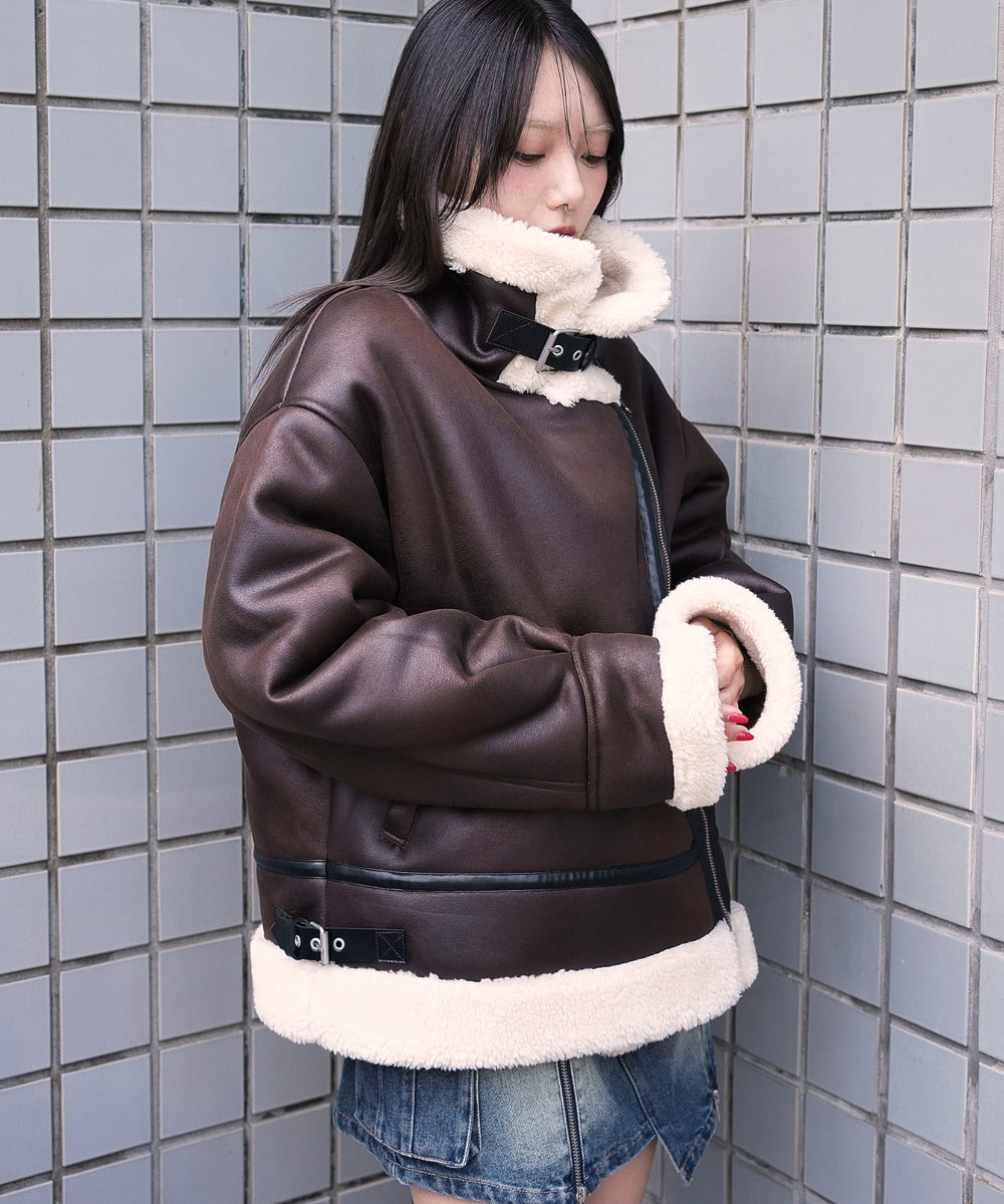 ブラウン　モデル：159cm F着用