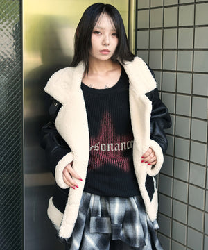 ブラック　モデル：159cm F着用