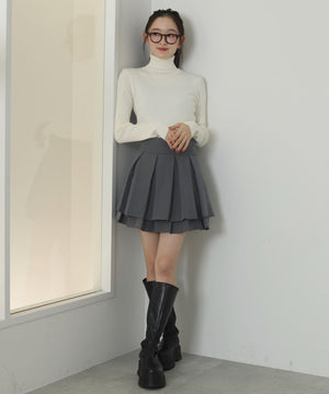 ホワイト　モデル：163cm S着用