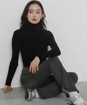 ブラック　モデル：163cm S着用