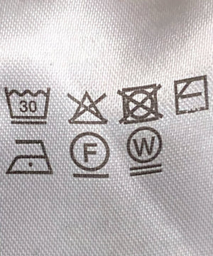 リブタートルニット