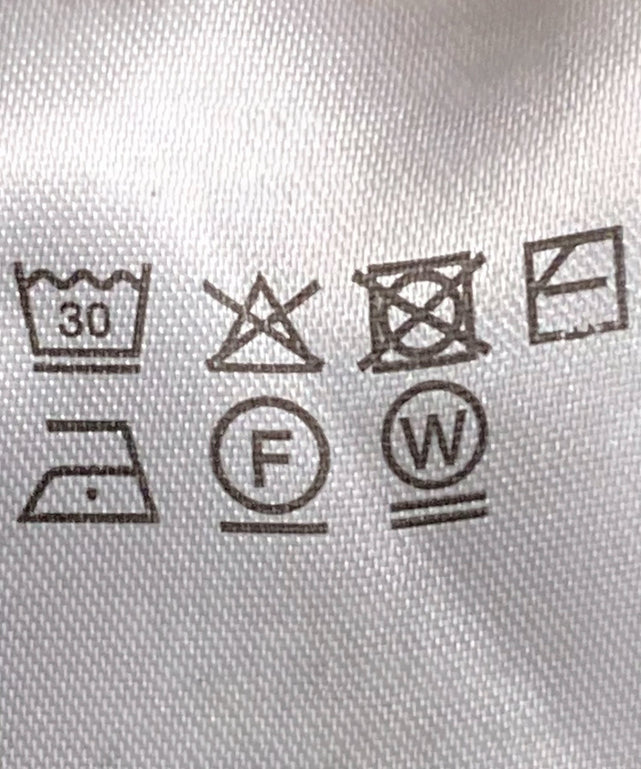 リブタートルニット