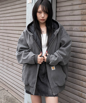 チャコール　モデル：159cm F着用