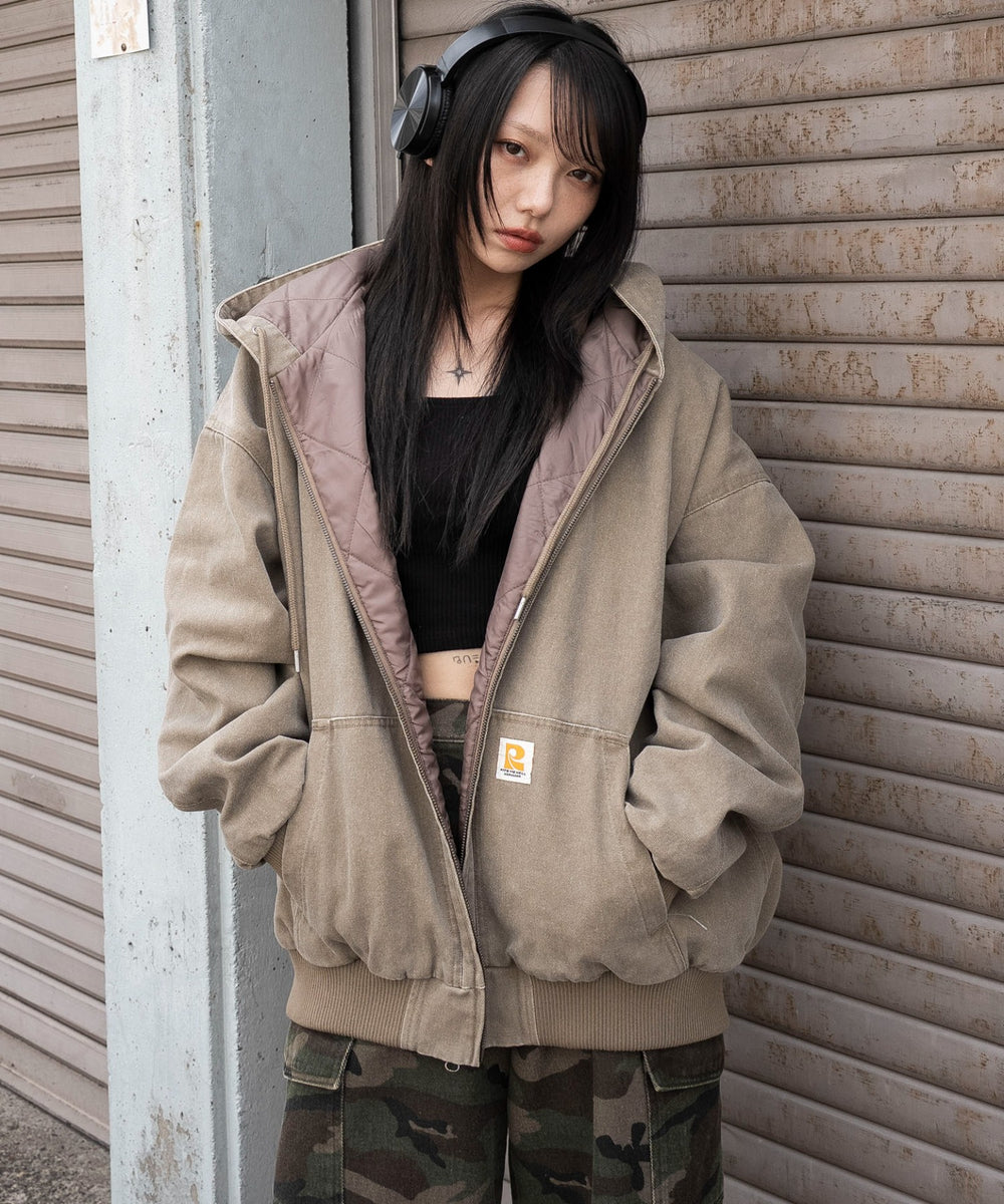 ベージュ　モデル：159cm F着用