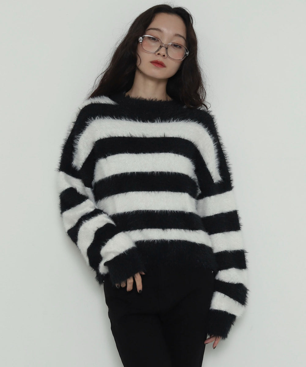 ホワイトボーダー　モデル：161cm F着用