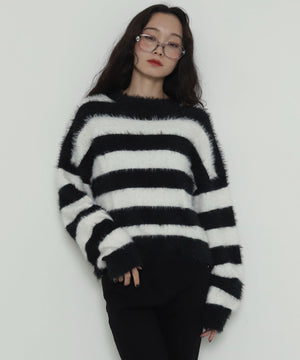 ホワイトボーダー　モデル：161cm F着用