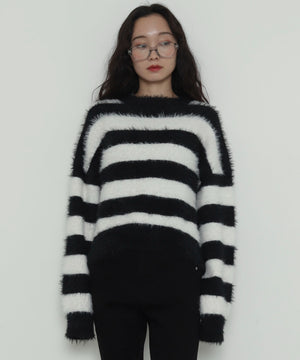 ホワイトボーダー　モデル：161cm F着用