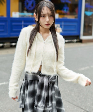 ホワイト　モデル：159cm F着用