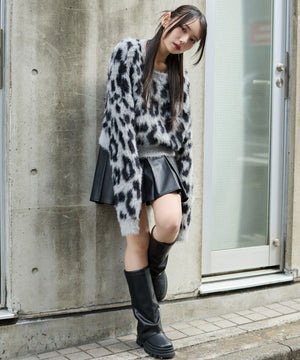 グレー　モデル：159cm F着用