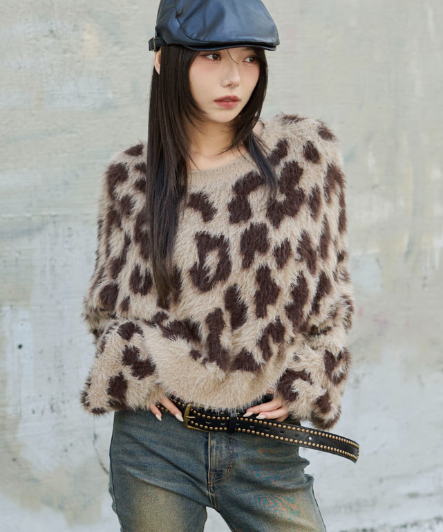 ベージュ　モデル：159cm F着用