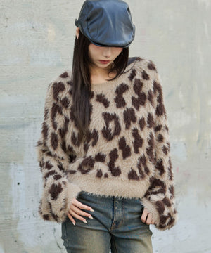 ベージュ　モデル：159cm F着用