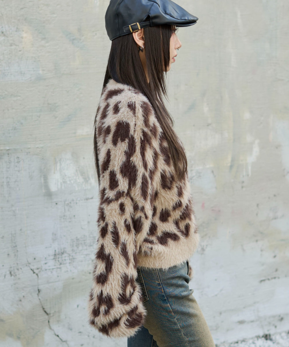 ベージュ　モデル：159cm F着用