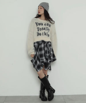 ホワイトアイボリー　モデル：161cm F着用