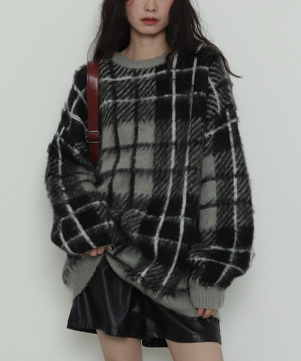 グレーチェック１　モデル：161cm F着用